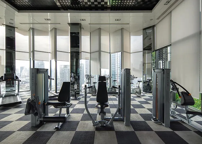 Oasis: 5 Min To Metro, Pool & Gym, Essentials * Bangkok