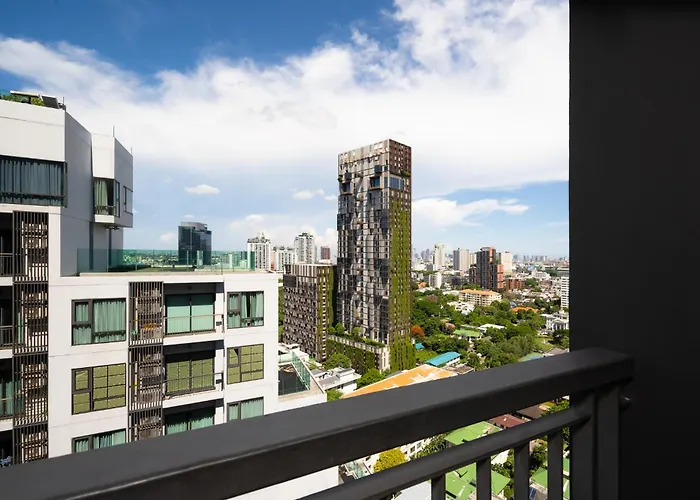 Appartamento Oasis: 5 Min To Metro, Pool & Gym, Essentials *