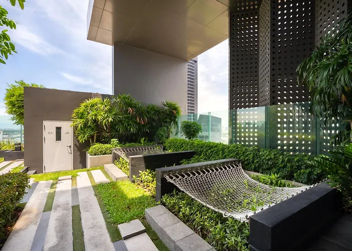 Oasis: 5 Min To Metro, Pool & Gym, Essentials Appartamento Bangkok