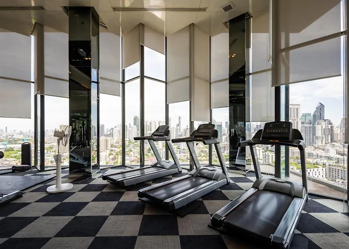 Appartamento Oasis: 5 Min To Metro, Pool & Gym, Essentials *